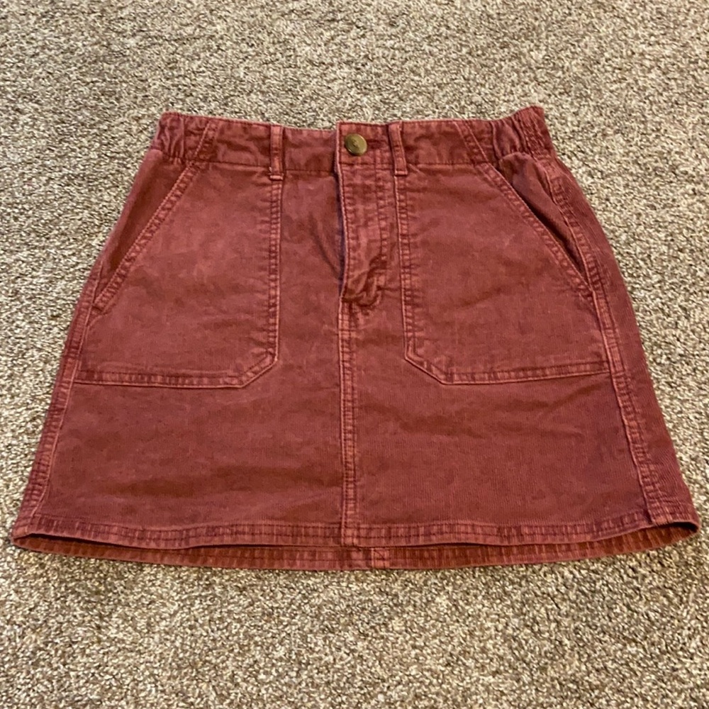 American eagle corduroy maroon skirt